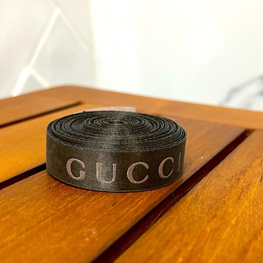 Gucci ribbon